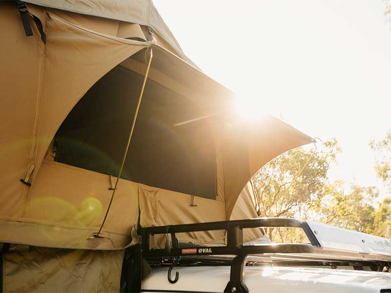 Safari Auto 4WD (tente sur le toit) - Camping car 4x4 - 5 Personnes - -  Voyages Australie à la carte