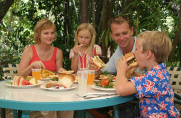 Australie - Green Island - déjeuner famille