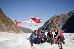 Nouvelle-Zélande - Fox Glacier - Randonnée sur le glacier de Fox, accès en hélicoptère © Fox Glacier Guiding