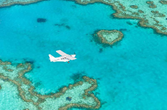 Australie - Whitsundays - Survol en aéroplane de Whitehaven Beach et Heart Reef