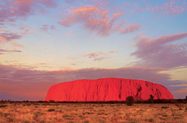 Peintures Rupestres Et Coucher De Soleil à Uluru Excursion