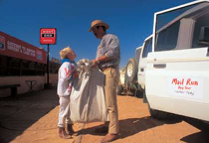 Le postier du desert en Australie